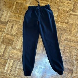 BRAND NEW lululemon joggers